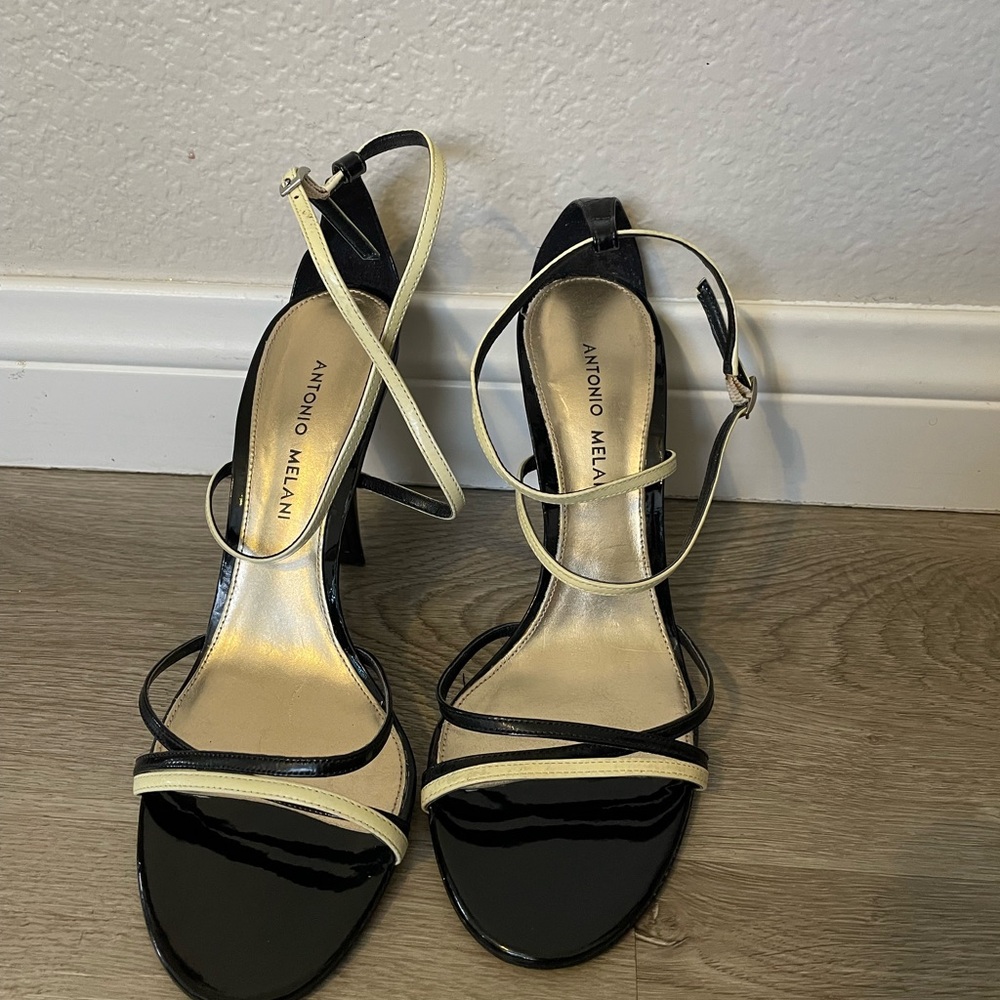 Antonio Melani Black and Cream Strappy Sandals
